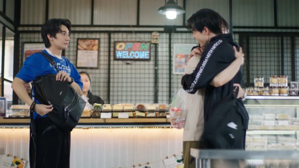 Beyond The Star: Con Đường Tình Yêu Chinh Phục Vì Sao - Beyond The Star