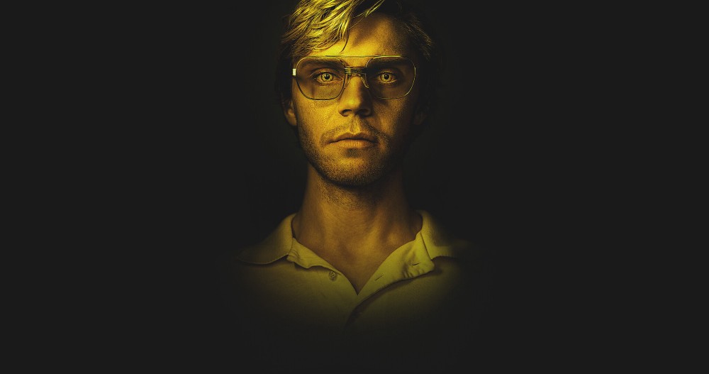 DAHMER - Quái vật: Câu chuyện về Jeffrey Dahmer DAHMER - Monster: The Jeffrey Dahmer Story