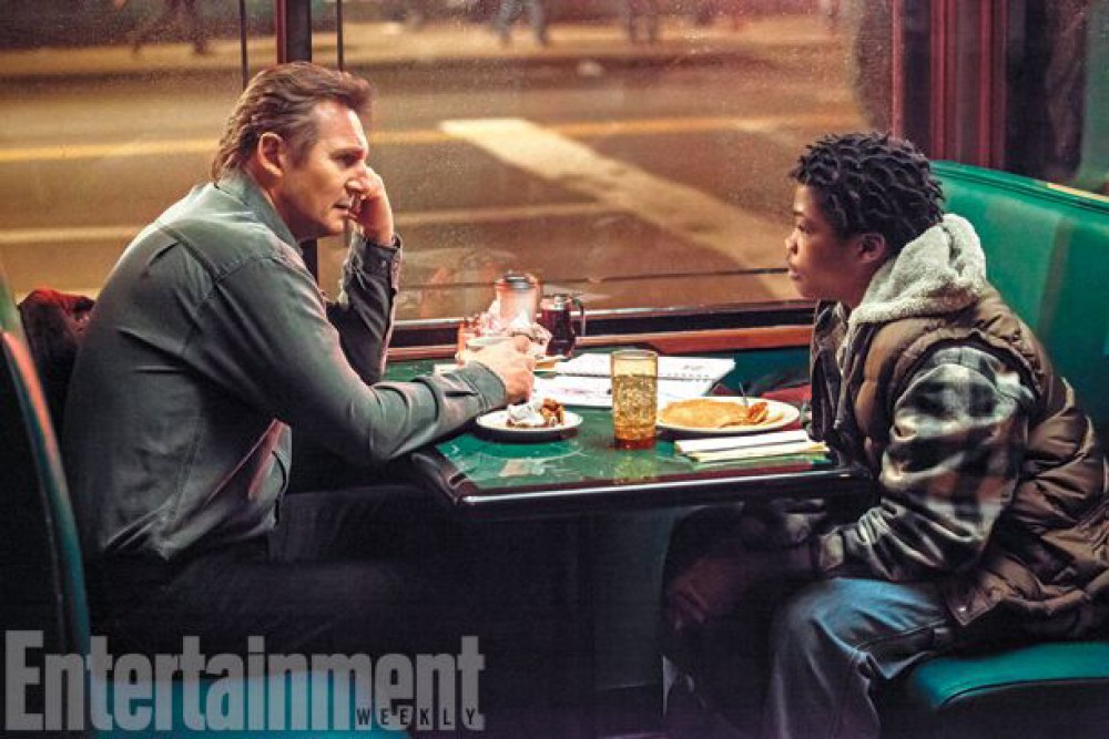 Lối Đi Giữa Rừng Bia Mộ A Walk Among the Tombstones