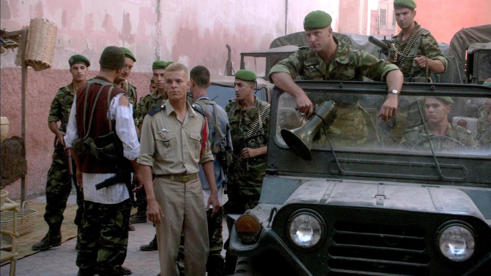 Simon: Một chiến sĩ quân đoàn Anh - Deserter