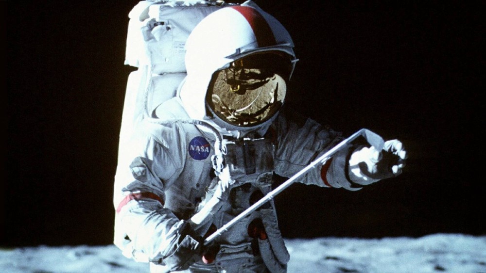 Từ Trái Đất Đến Mặt Trăng From the Earth to the Moon (Season 1)